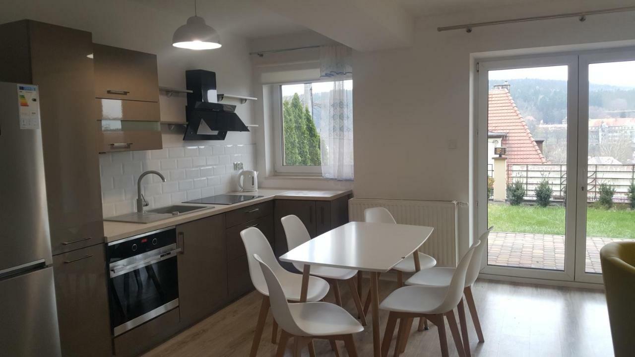 Apartament Z Widokiem-Blizej Zdroju Поляниця-Здруй Екстер'єр фото